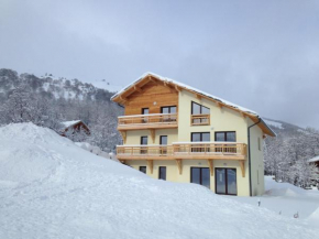 Отель Les Chalets Du Grand Galibier  Валуар